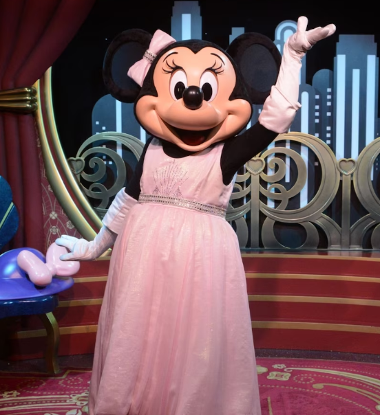 Conoce a las estrellas de Disney en Red Carpet Dreams