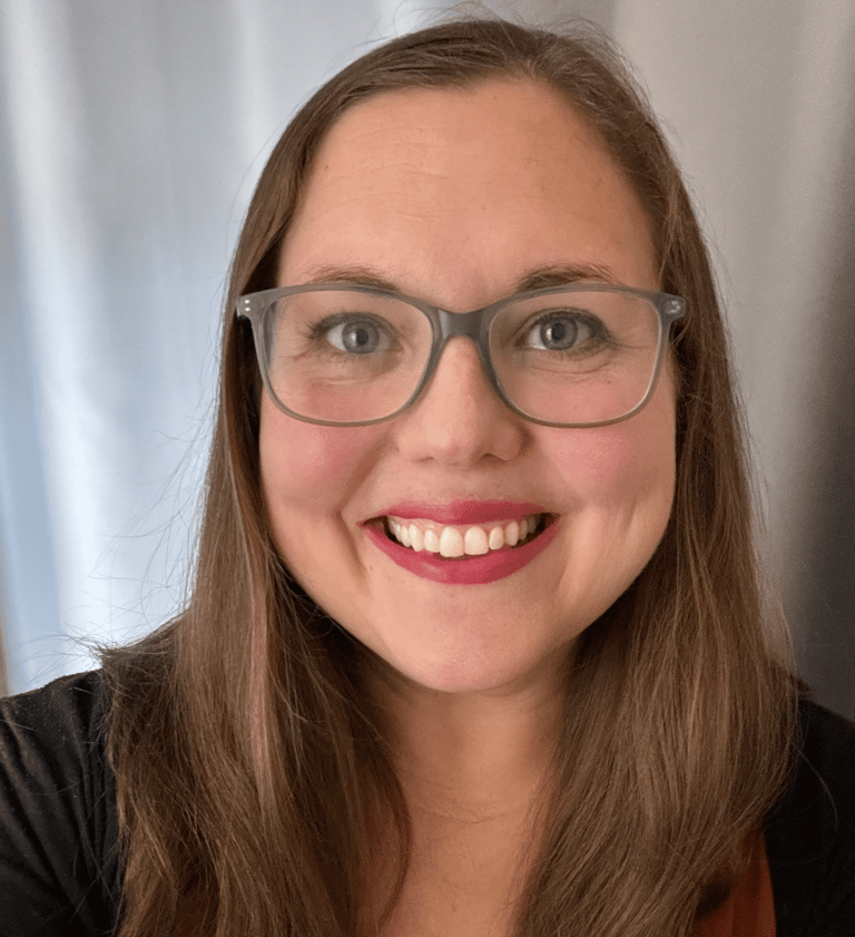 Brooke, founder of SixtyOneEight creative wellness workshops