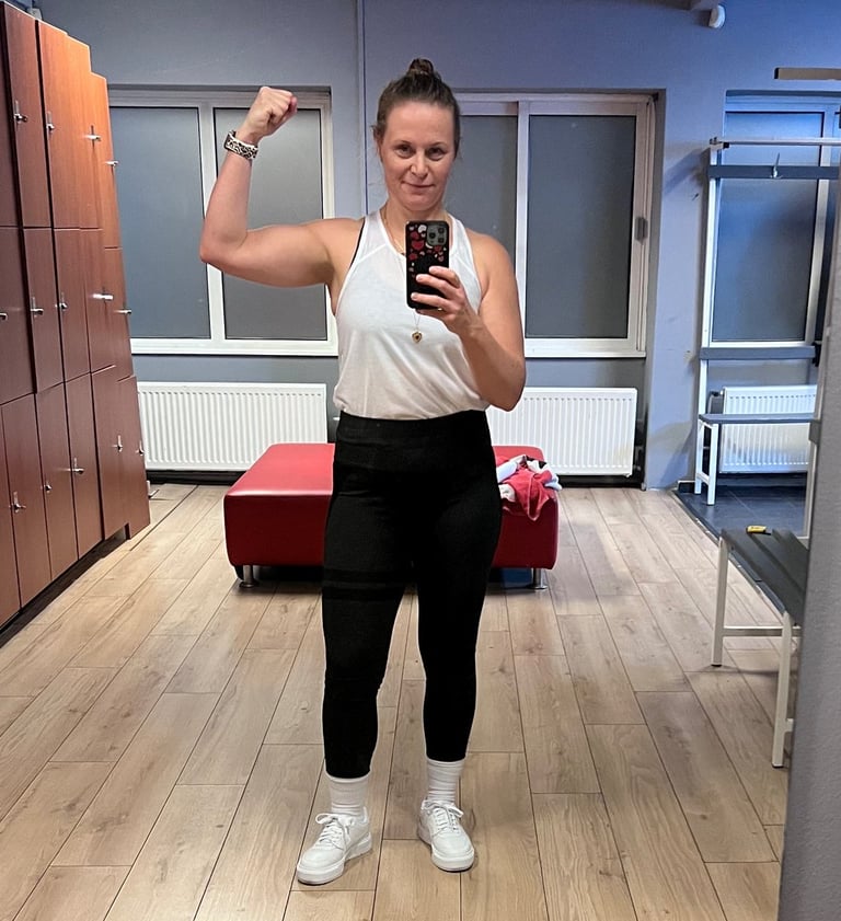 Carolien de Boer, fitnesstrainer & body image coach. Gespecialiseerd in vrouwen. 