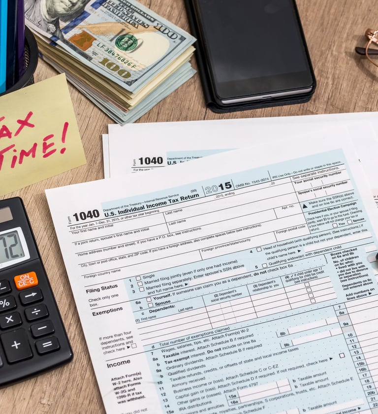 صورة توضح خدمات الاستشارات الضريبية والمحاسبية للشركات والأفراد في الكويت.