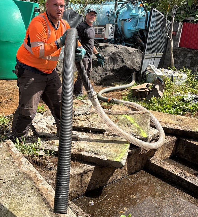 VIDANGE DE FOSSES SEPTIQUES 974