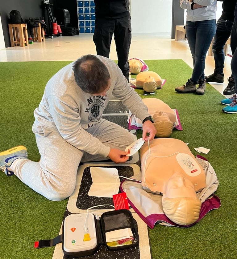 Reanimatie en AED training in Enschede