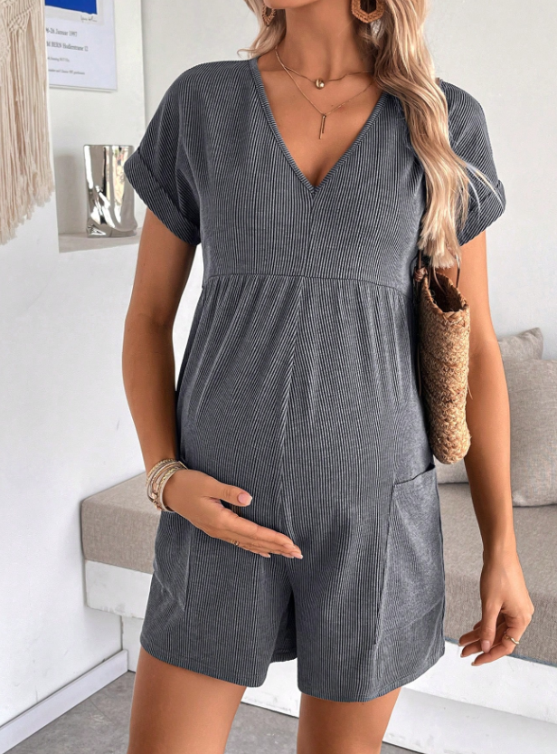 Sleeveless striped maternity jumpsuit for summer – casual lightweight one-piece outfit for pregnant 