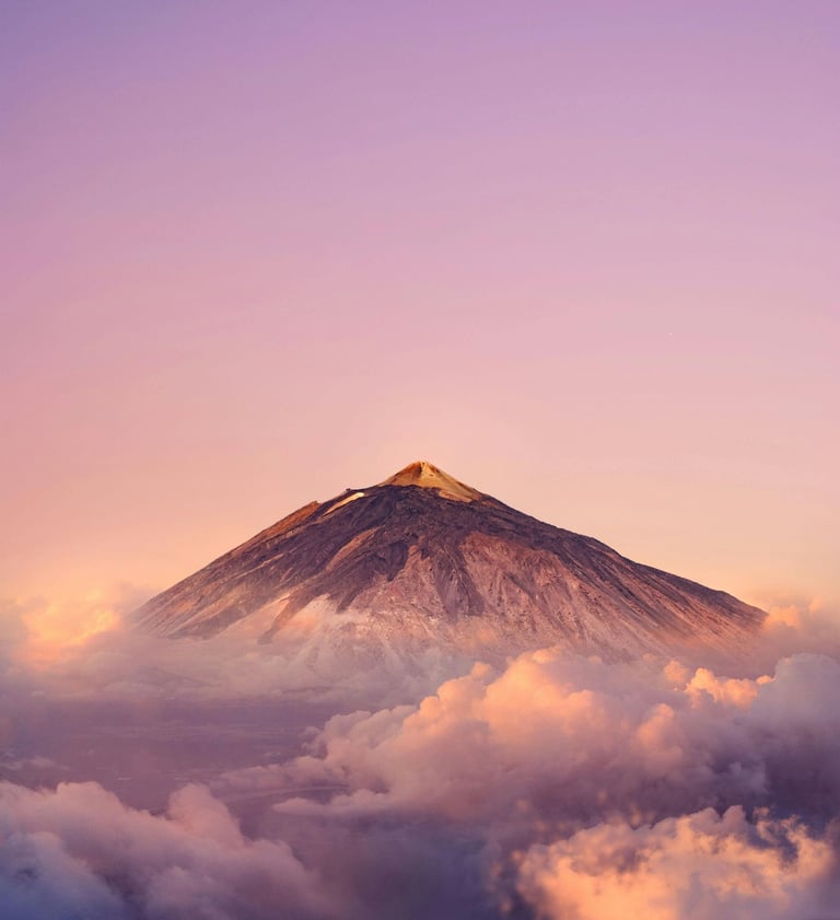 La Orotava, Spanien, Berg in der Morgendämmerung