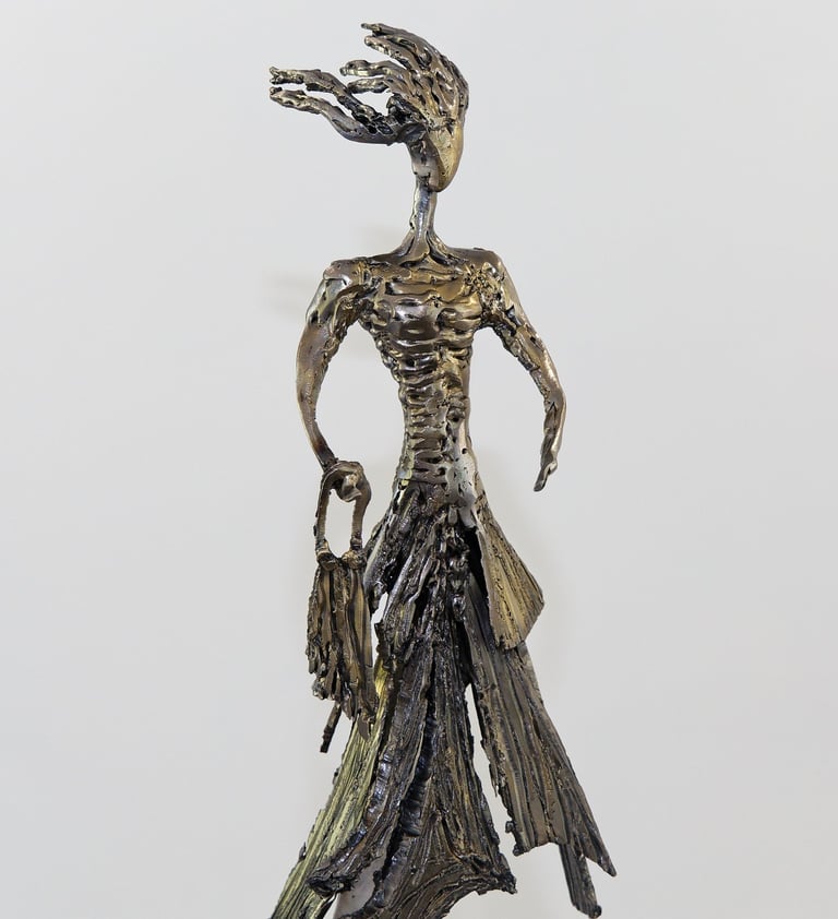 Nadine Ledru sculpture