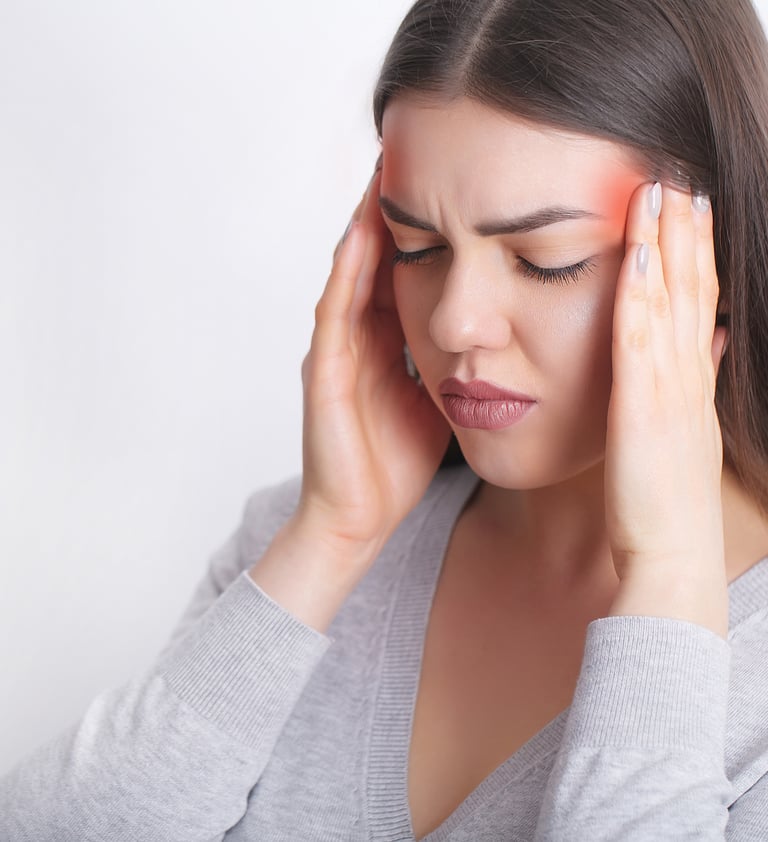 A enxaqueca é uma doença neurológica, genética e crônica cuja principal é a dor de cabeça