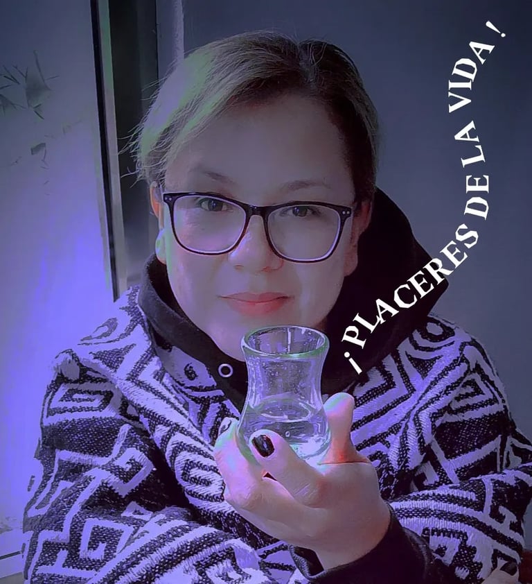 dueña de empresa tlaixiuri mezcal artesanal