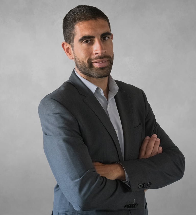 el presidente de los servicios legales que ofrece la pagina