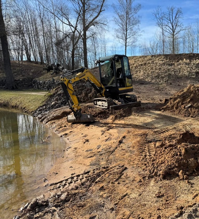 tvenkiniu valymas, grioviu valymas, kanalo valymas