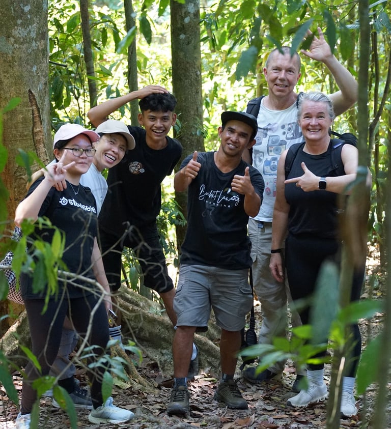 Half day jungle trek in bukit lawang