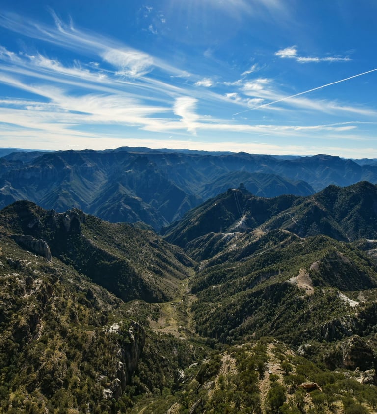 Montañas, sierra tarahumara en Creel, Chihuahua