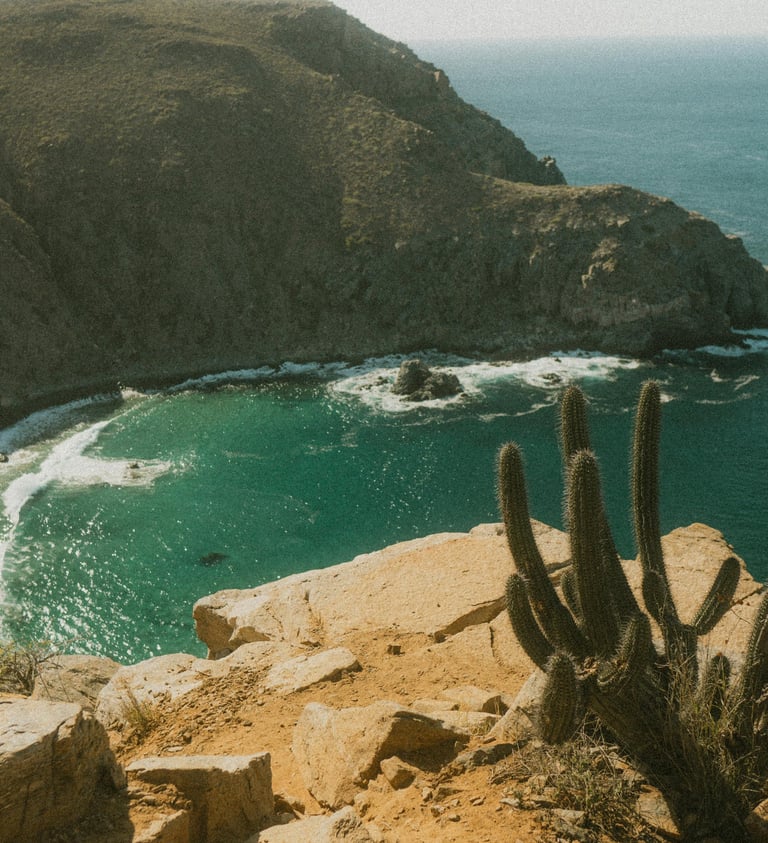 Todos Santos playa y desierto en Baja California Sur