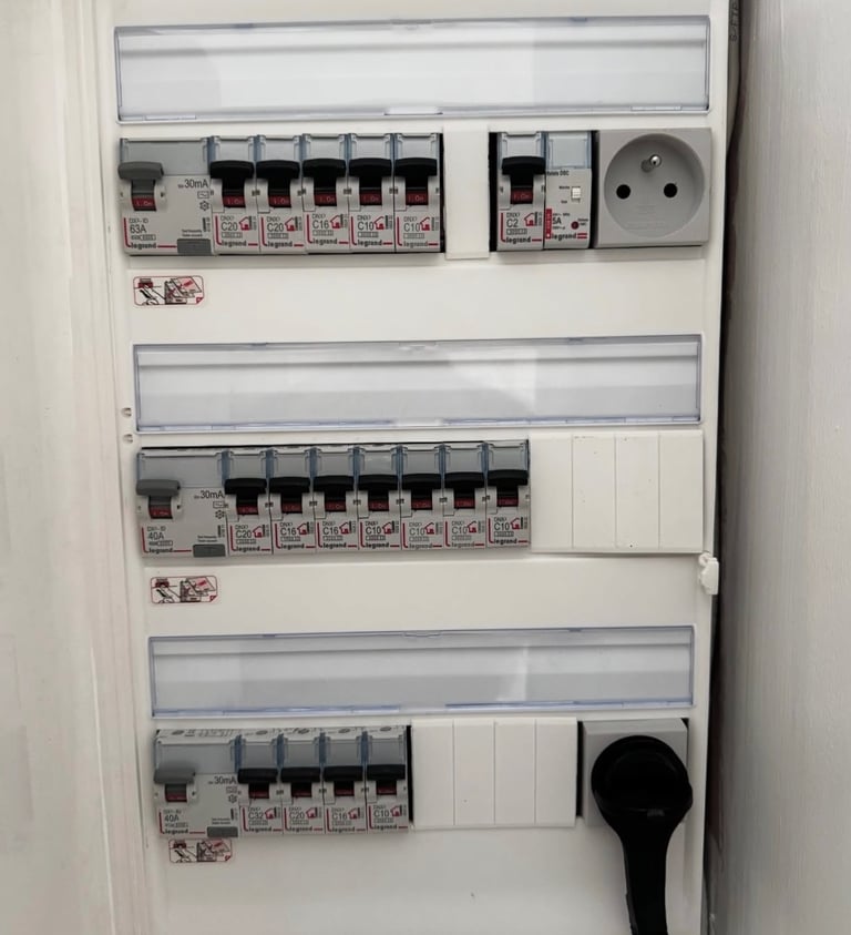 Installation relais électrique Marseille