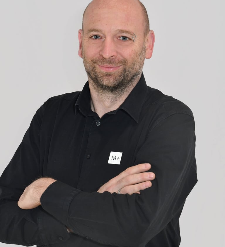 Geschäftsführer von Mplus