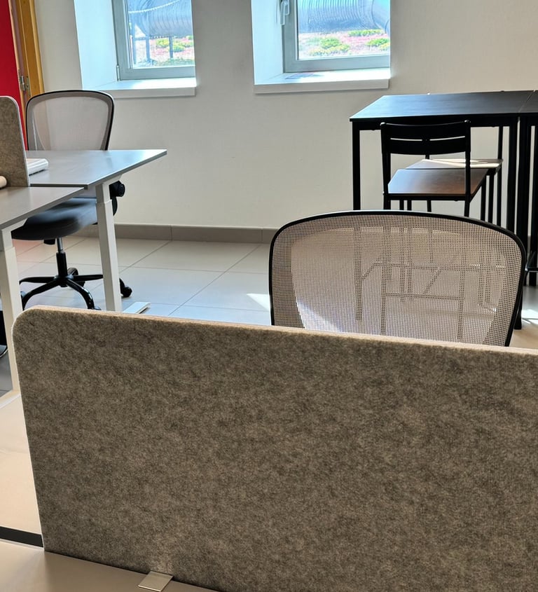 Bureau ergonomique pour travailler assis ainsi que debout
