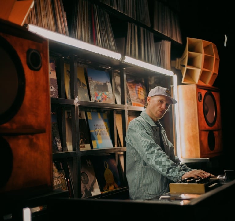 DJ Kosme le pèle