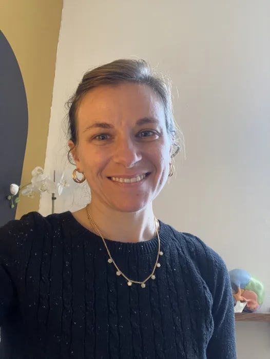 Jessica Elbaum ostéopathe Quimper