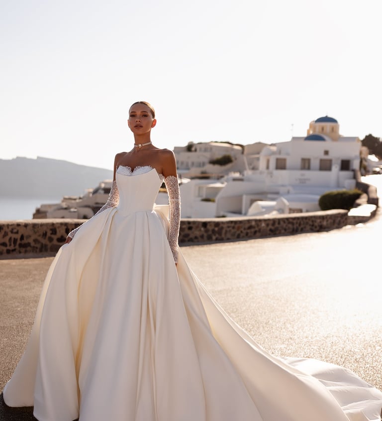 robe de mariée  2026 en satin avec manches 