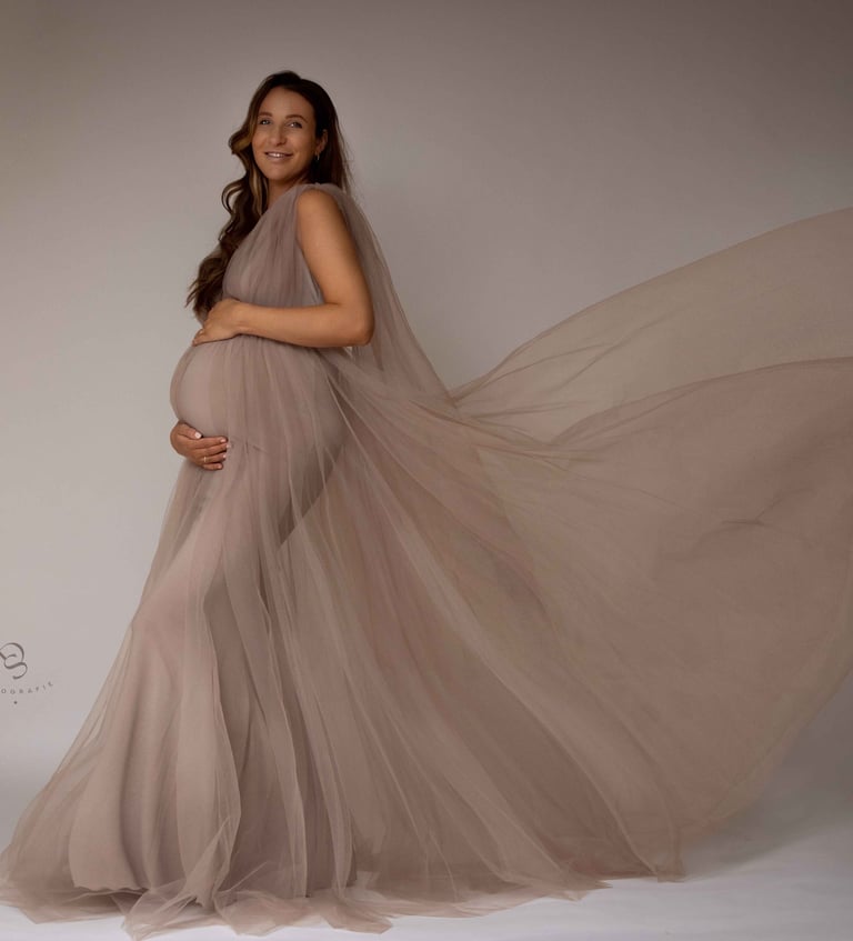 Fine art maternity extravagante Bilder deiner Schwangerschaft