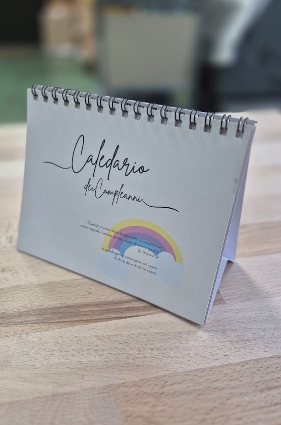 Calendario da tavolo stampato in digitale e rilegato a spirale