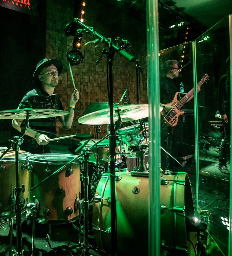 Vestuviu muzikantai, vestuviu grupe, makin colors