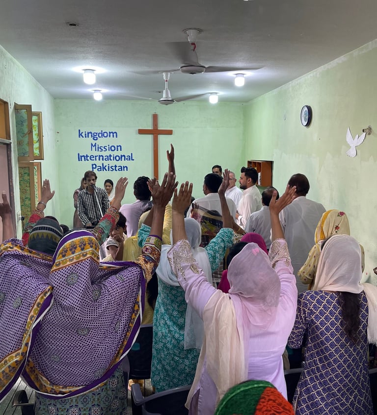 KMI Pakistan Church , Ministry in Pakistan, Baptizing in Pakistan, Christians in Pakistan, Christian organisation in Pakistan