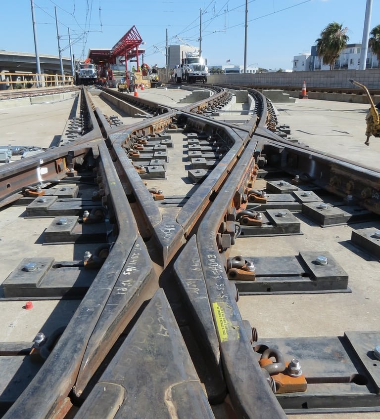 Rail geometry  Alignment design  Special trackwork
