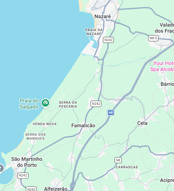 Situé entre São Martiinho do Porto et Nazaré sur la Côte d´Argent