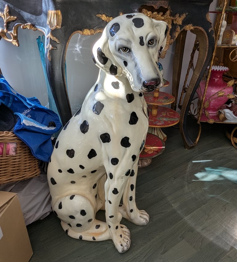 a dalmatian dog statue