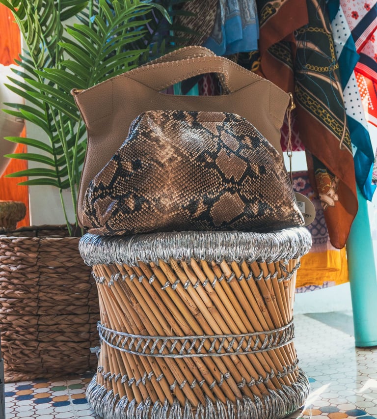 Bolso estilo boho Ibiza Ghaliaria Moda tienda en Dénia