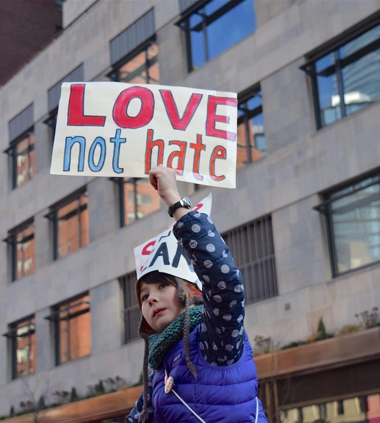 wikifaith-encyclopedia-wikipedia-wikileaks-hate