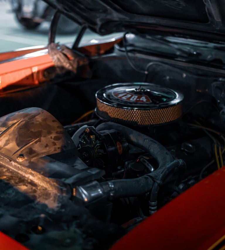 Compartiment moteur automobile illustrant la cartographie et l’optimisation des performances