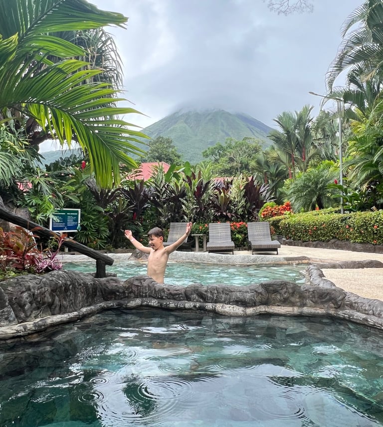 hote los lagos hot springs