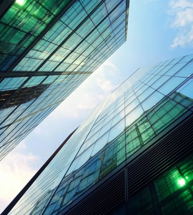 biurowiec zdjęcie tytułowe o nas