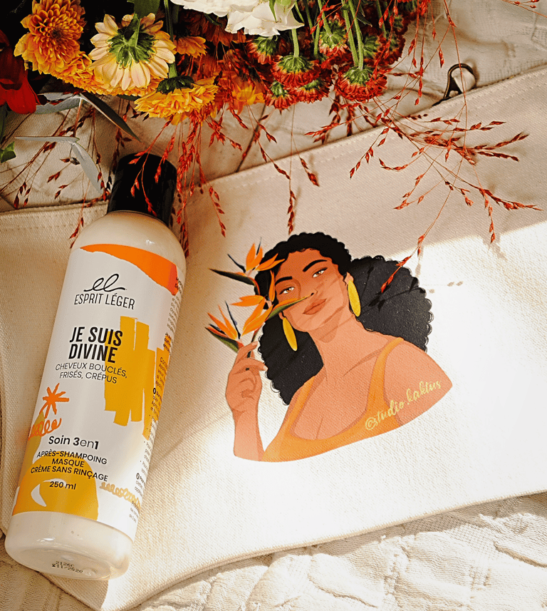 ffret de Noël Je Suis Divine avec soin capillaire 3-en-1 pour cheveux texturés et pochette en coton 