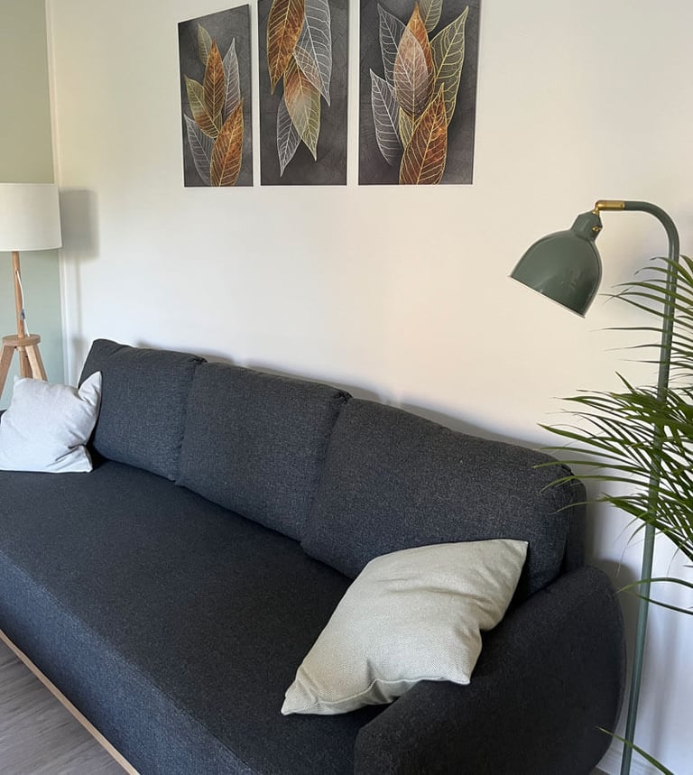 Wohnzimmer der neuen FeWo 4 (Schlafsofa)