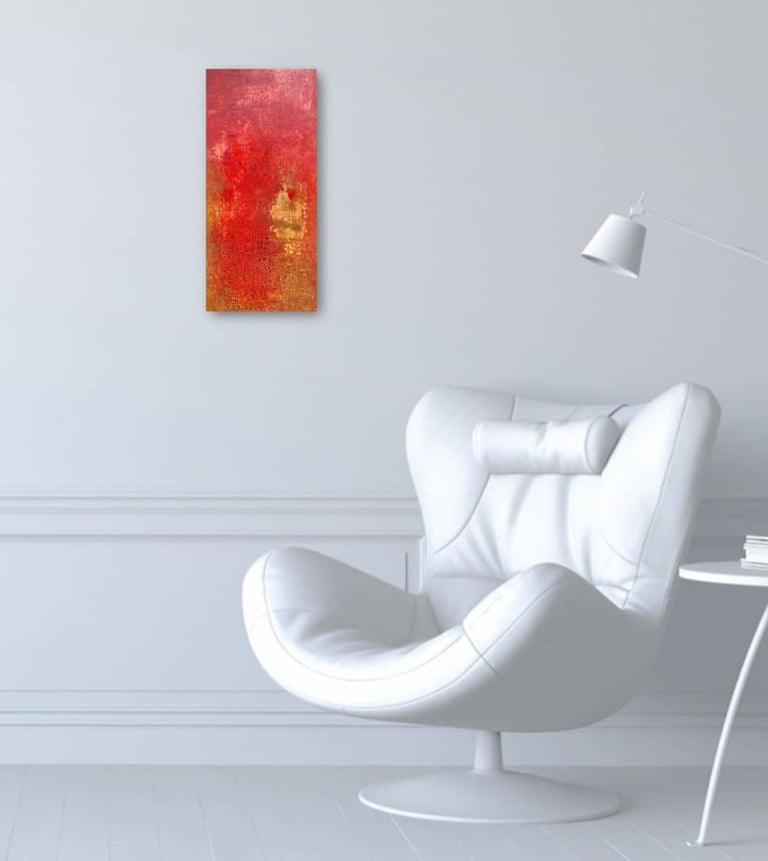 Œuvre d'art rouge sur MDF de Xirkys exposée dans un décor