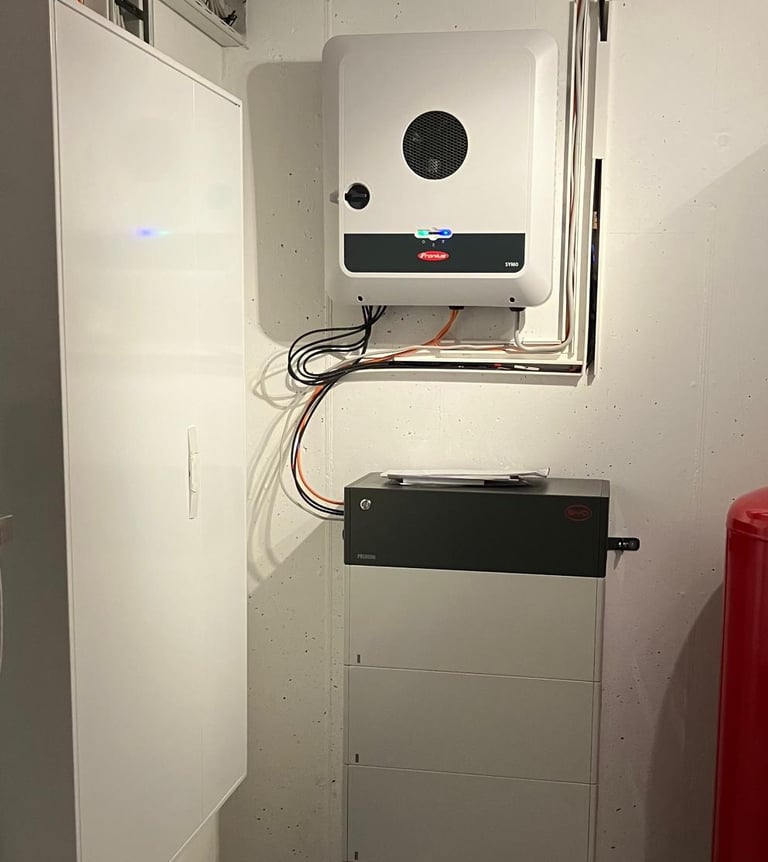 Fronius Wechselrichter BYD Batterispeicher