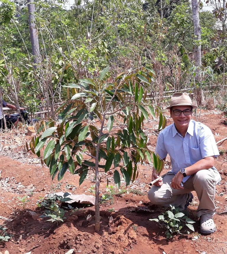 Jiwo the owner of Primuss Furniture, empowering people volunteer since 2007, winner 2 national award