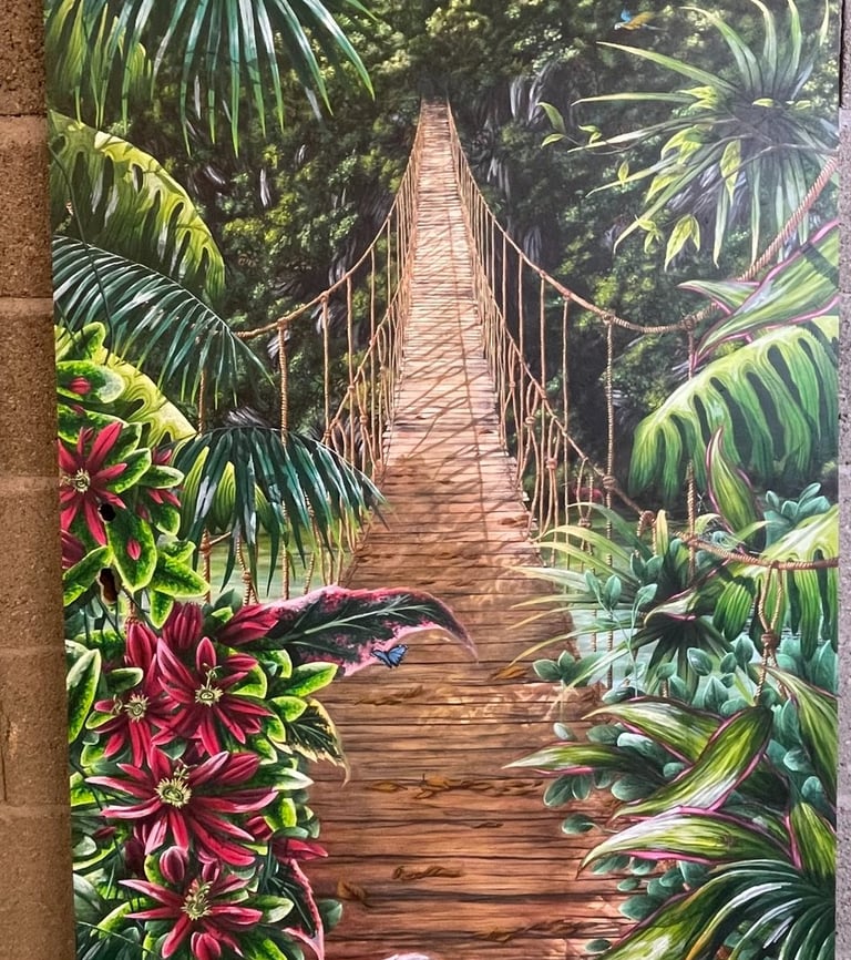 peinture sur une porte d'une foret tropicale avec un pont suspendu