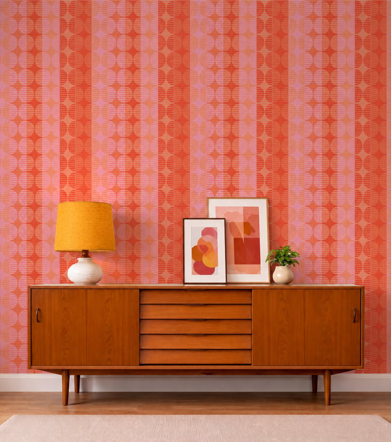Fun eclectic retro wallpaper in pink and orange