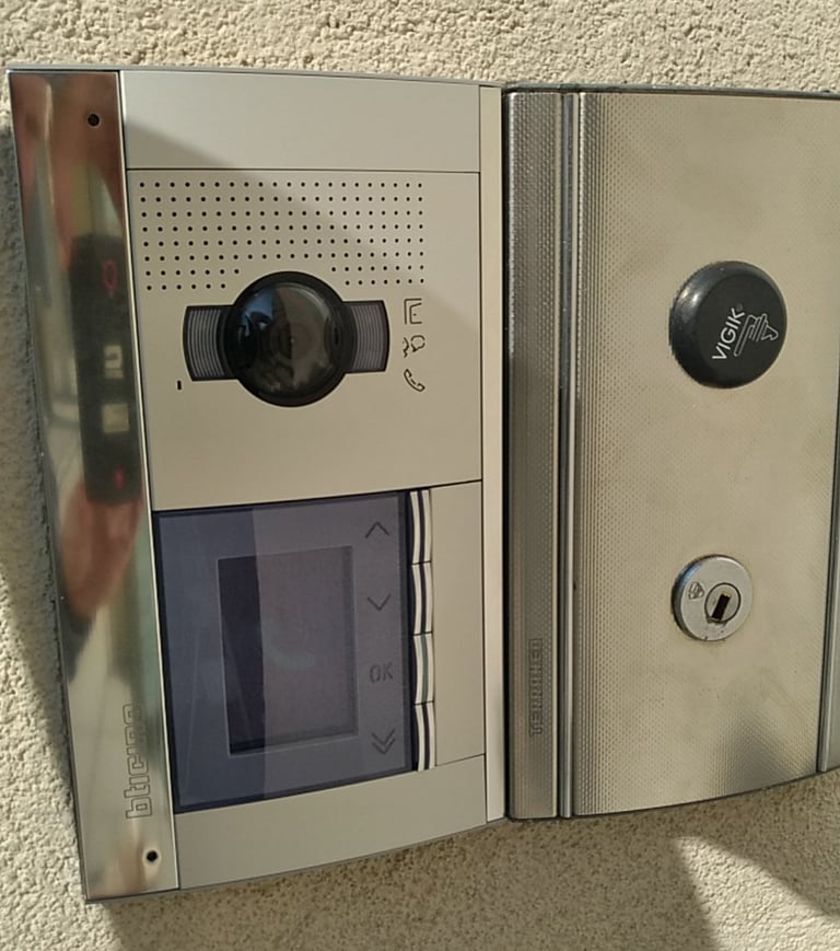  Système de vidéosurveillance installé par Phonie-Sat pour une école en Haute-Savoie 