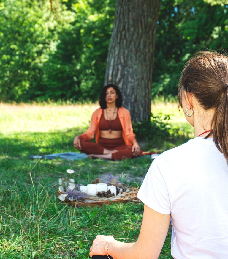 Designed Yoga Circle of Love Münich