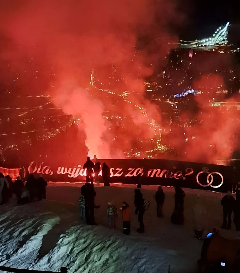 zaręczyny na gubałówce ogromny baner z napisem ola wyjdziesz za mnie