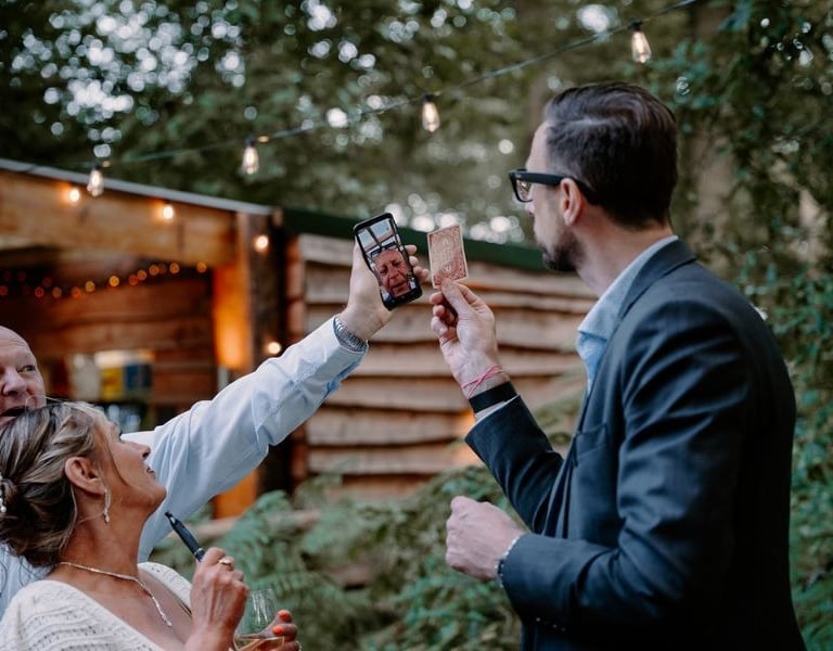 card trick at wedding