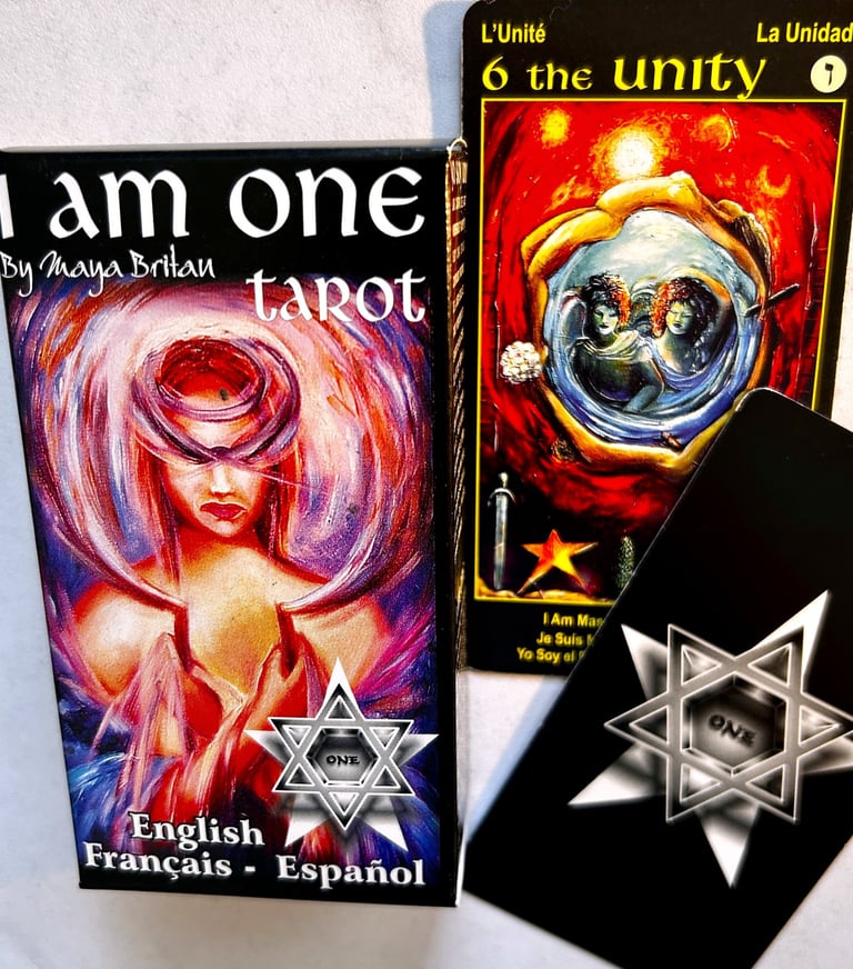 I Am One tarot deck English Francais Espanol unity tarot card and back star card