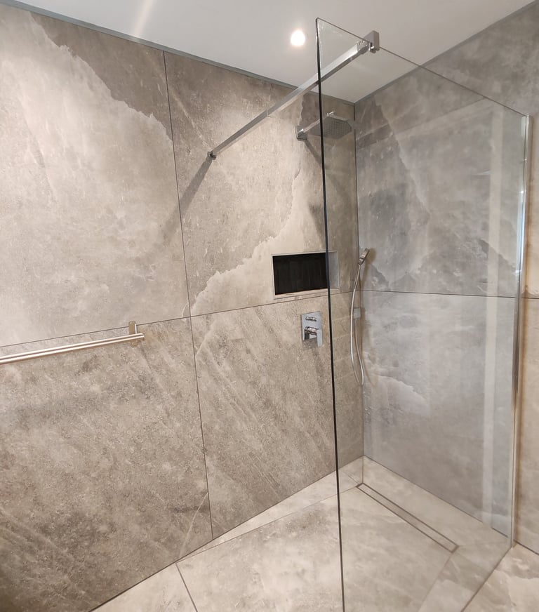 Pose de carrelage sol et mur à Béthune