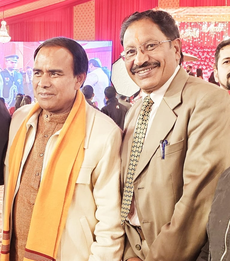 Hindi writer - Dr. Bechain Kandiyal