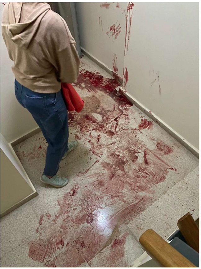 Escalera donde transcurre una escena de la novela Sin Lealtad, La Sangre Solo Es ROJA