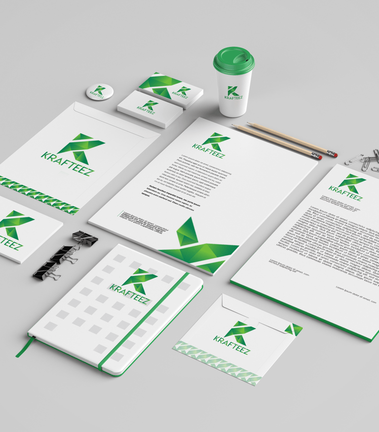 service de supports visuels : brochures, flyers, dossiers créatifs, pitchs decks